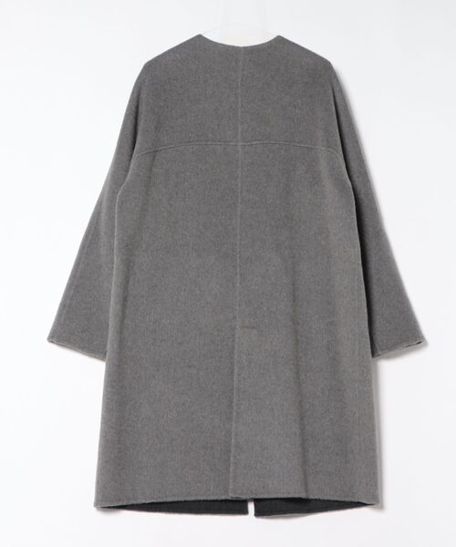 LUDICRUM（ルーディクルム）の「Reversible coat（ノーカラーコート・レディース・グレー系・FREE）」の2枚目の写真