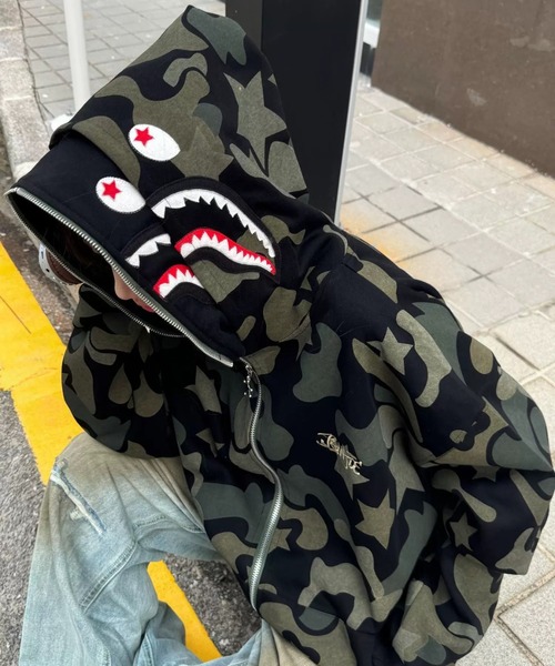 セール】シャークデザイン カモフラ柄 ジップアップパーカー（パーカー