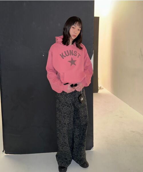 ISTKUNST(イストクンスト)の「KUNST HOODIE_PINK(IK2FSMM409A)(パーカー・レディース・ピンク・L/S/M)」の8枚目の写真