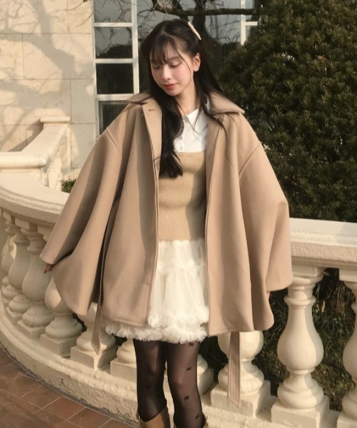 Aelina(エリナ)の「ミドル丈ルーズシルエットポンチョコート(ポンチョ・レディース・ブラック/キャメル・FREE)」の22枚目の写真