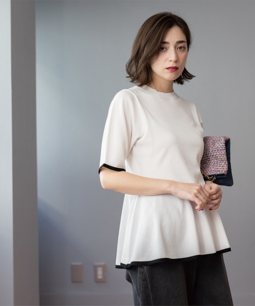 OPAQUE.CLIP(オペークドットクリップ)の「配色ライン ペプラムニット(ニット/セーター・レディース・ブラック系4/ホワイト系5/グレー系4/ブラック/ブルー系その他・38)」の9枚目の写真