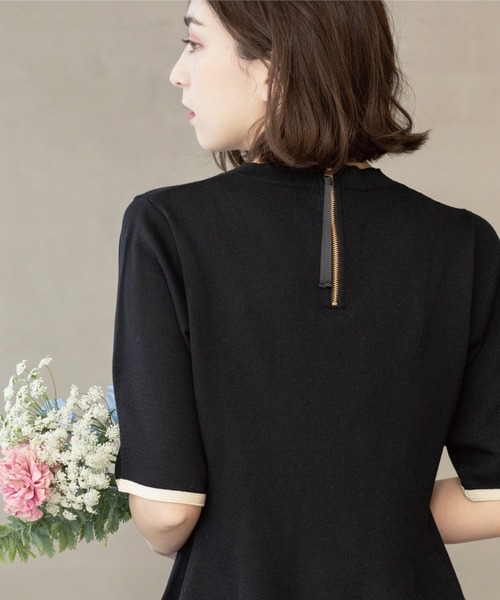 OPAQUE.CLIP(オペークドットクリップ)の「配色ライン ペプラムニット(ニット/セーター・レディース・ブラック系4/ホワイト系5/グレー系4/ブラック/ブルー系その他・38)」の11枚目の写真