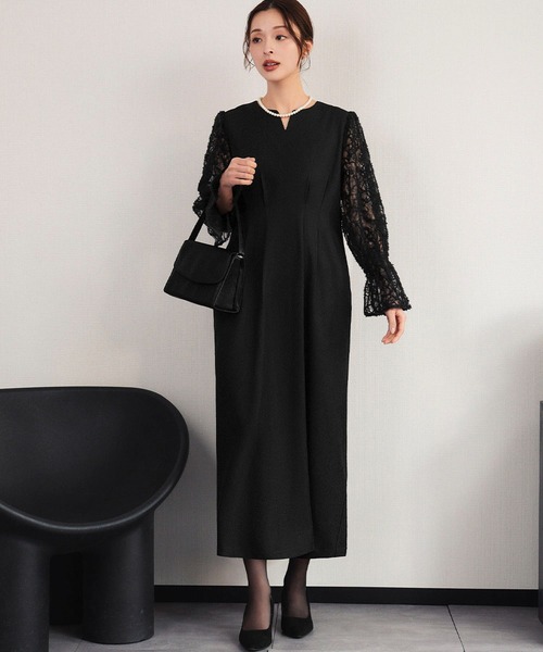 Flolia(フロリア)の「【喪服・礼服】フォーマルワンピース レーススリーブ 長袖 Aライン ロング丈 結婚式 ブラックフォーマル セレモニー 卒業式 卒園式 入学式 入園式 オケージョン 七五三 ママ 母親 マタニティ 妊婦《着用動画あり》(ワンピース・レディース・ネイビー/ブラック/ブラウン・M/S/2L/L)」の13枚目の写真