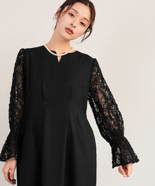 Flolia(フロリア)の「【喪服・礼服】フォーマルワンピース レーススリーブ 長袖 Aライン ロング丈 結婚式 ブラックフォーマル セレモニー 卒業式 卒園式 入学式 入園式 オケージョン 七五三 ママ 母親 マタニティ 妊婦《着用動画あり》(ワンピース・レディース・ネイビー/ブラック/ブラウン・M/S/2L/L)」の15枚目の写真