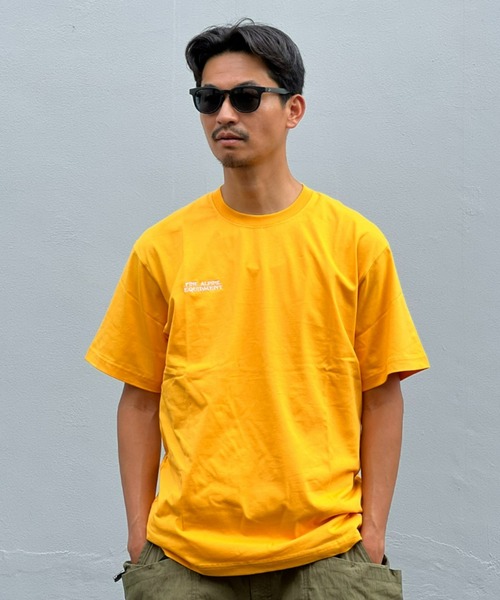 THE NORTH FACE(ザノースフェイス)の「【THE NORTH FACE】S/S TNF Packs Graphic Tee(Tシャツ/カットソー・メンズ・ゴールド/ホワイト/ブラック・X-LARGE/MEDIUM/LARGE)」の17枚目の写真