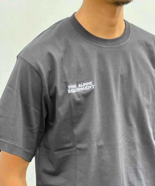 THE NORTH FACE(ザノースフェイス)の「【THE NORTH FACE】S/S TNF Packs Graphic Tee(Tシャツ/カットソー・メンズ・ゴールド/ホワイト/ブラック・X-LARGE/MEDIUM/LARGE)」の16枚目の写真