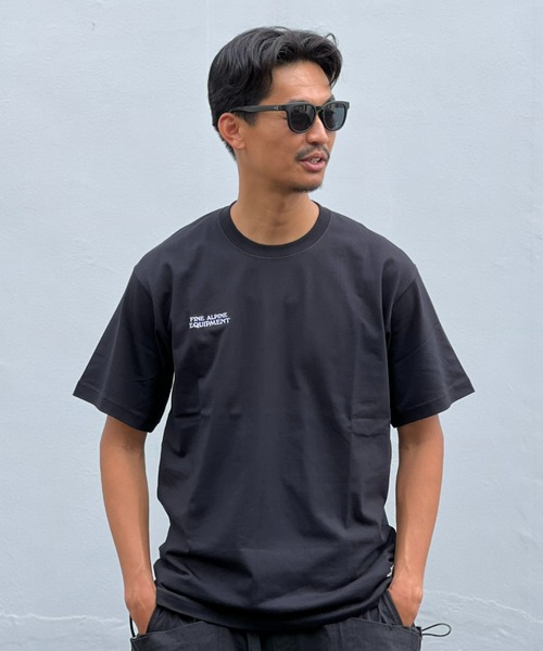 THE NORTH FACE(ザノースフェイス)の「【THE NORTH FACE】S/S TNF Packs Graphic Tee(Tシャツ/カットソー・メンズ・ゴールド/ホワイト/ブラック・X-LARGE/MEDIUM/LARGE)」の14枚目の写真