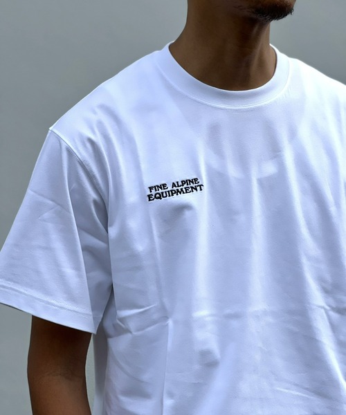 THE NORTH FACE(ザノースフェイス)の「【THE NORTH FACE】S/S TNF Packs Graphic Tee(Tシャツ/カットソー・メンズ・ゴールド/ホワイト/ブラック・X-LARGE/MEDIUM/LARGE)」の12枚目の写真