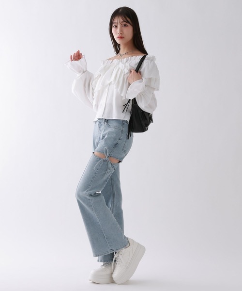 repipi armario(レピピ アルマリオ)の「【美脚デニム】スリットリボンフレアデニムパンツ(デニムパンツ・キッズ・ブラック/ブルー/ベージュ系その他・SMALL/MEDIUM/LARGE)」の5枚目の写真