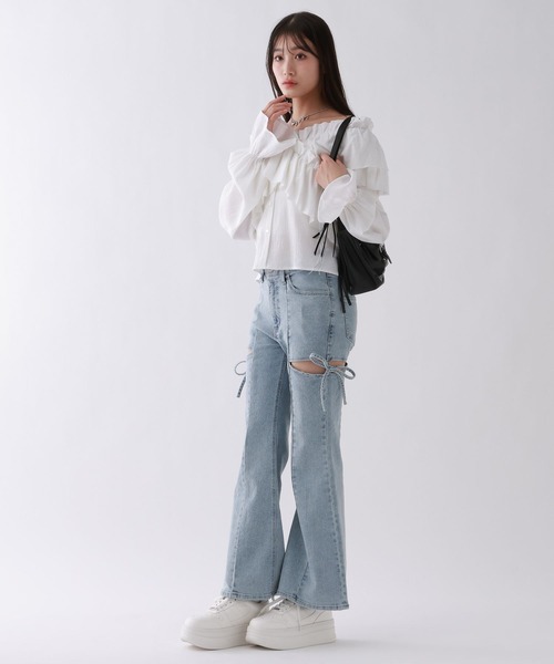 repipi armario(レピピ アルマリオ)の「【美脚デニム】スリットリボンフレアデニムパンツ(デニムパンツ・キッズ・ブラック/ブルー/ベージュ系その他・SMALL/MEDIUM/LARGE)」の6枚目の写真