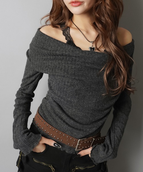 SPINNS（スピンズ）の「ドレープレイヤードで魅せる ベルト付きニュアンストップス（ニット/セーター・レディース・チャコール/アイボリー/グレイッシュベージュ・ONESIZE）」の20枚目の写真