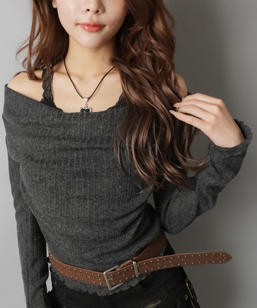 SPINNS（スピンズ）の「ドレープレイヤードで魅せる ベルト付きニュアンストップス（ニット/セーター・レディース・チャコール/アイボリー/グレイッシュベージュ・ONESIZE）」の19枚目の写真