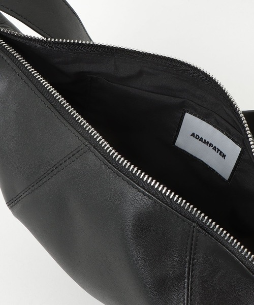 ADAM PATEK(アダムパテック)の「【ADAMPATEK】 water repellent leather mini shoulder bag 撥水レザーミニショルダーバッグ(ボディバッグ/ウエストポーチ・メンズ・ブラック・FREE)」の9枚目の写真