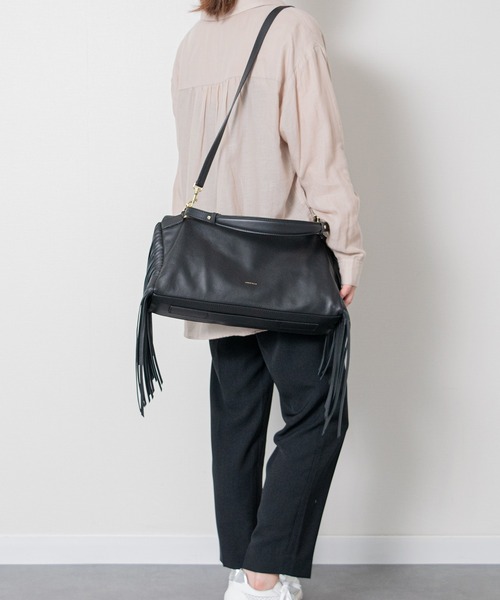LORISTELLA(ロリステッラ)の「【LORISTELLA】ソフトレザーサイドフリンジショルダーバッグ(Q66335)(ショルダーバッグ・レディース・ブラック・ALL)」の8枚目の写真