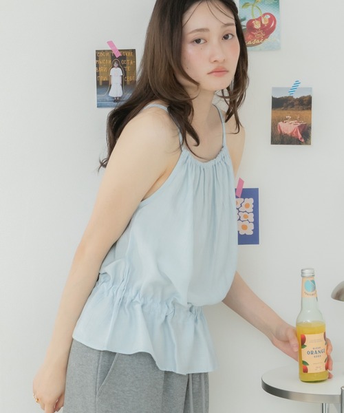 Nodress ホワイト リボンキャミソール チャーム付き タイトトップス サイドリボンキャミソールトップス / キャミソール キャミトップス