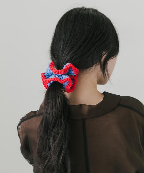 SMELLY（スメリー）の「バイカラーニットシュシュ（シュシュ・レディース・ブラック系その他/ブルー系その他・-）」の4枚目の写真