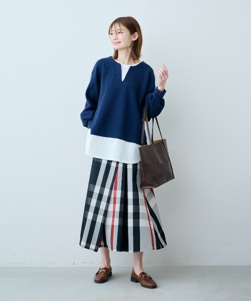 IEDIT(イディット)の「IEDIT 白をチラ見せ ロンTを重ねたみたいなロングトップス(その他トップス・レディース・アイボリー/ブラック/ネイビー・M/L/4L/S/3L/LL)」の5枚目の写真