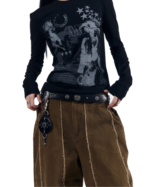 AAKAM(アーカム)の「Western Muse Long Sleeve (Black)(Tシャツ/カットソー・レディース・その他・1/2)」の10枚目の写真
