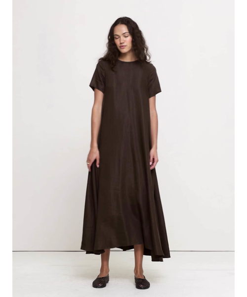 Banana Republic(バナナリパブリック)の「ビスコース リネン トラペーズ マキシ ドレス(ワンピース・レディース・ブラウン/ピンク・L/M/S/XS)」の7枚目の写真