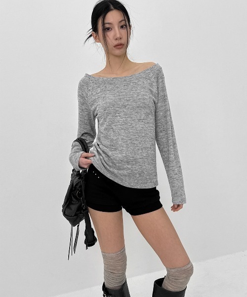 BLACKUP（ブラックアップ）の「[MADE] ミックスカラーボタンオフショルニットT（Tシャツ/カットソー・レディース・グレー/チャコール・FREE）」の12枚目の写真