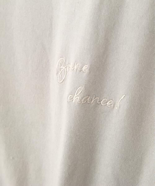 human woman(ヒューマンウーマン)の「◆Bonne chance 刺繍ロゴTシャツ(Tシャツ/カットソー・レディース・レッド/ブラウン/グレー・MEDIUM)」の18枚目の写真