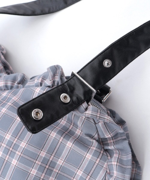 axes femme（アクシーズファム）の「チェックハートバッグ（ショルダーバッグ・レディース・ミント/グレー/ピンク・FREE）」の17枚目の写真