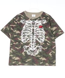 ８(eight)（エイト）の「ボーン刺繍ロゴ半袖Tシャツ（Tシャツ/カットソー）」