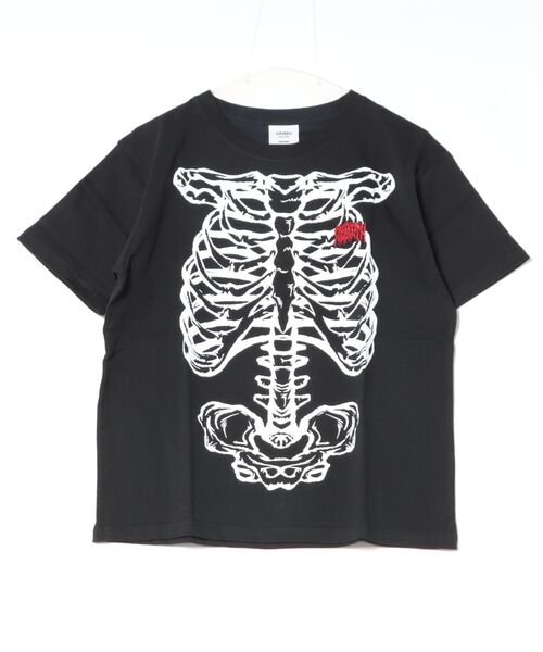 8(eight)(エイト)の「ボーン刺繍ロゴ半袖Tシャツ(Tシャツ/カットソー・メンズ・グリーン系その他/ブラック系その他/ブラック・MEDIUM/LARGE/SMALL)」の1枚目の写真