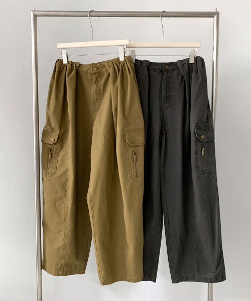 VASCARA(バスカラ)の「Wide Cotton Cargo Pants (2colors)(その他パンツ・レディース・グレー/カーキ・SMALL/MEDIUM)」の6枚目の写真