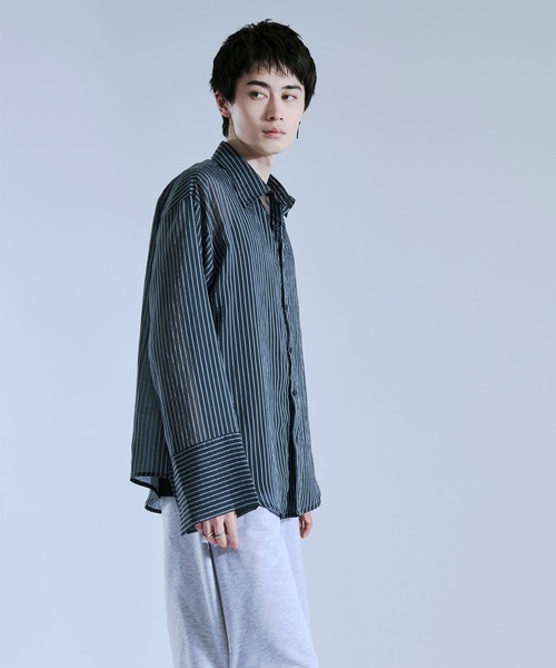 Ellno Loset(エルノロゼット)の「ストライプシアーアームスリットシャツ(シャツ/ブラウス・メンズ・オフホワイト/ブラック/ダークブルー・MEDIUM/SMALL/LARGE)」の14枚目の写真