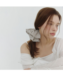 MICANE（ミケーネ）の「ベリルビッグヘアスクランチ（その他小物）」