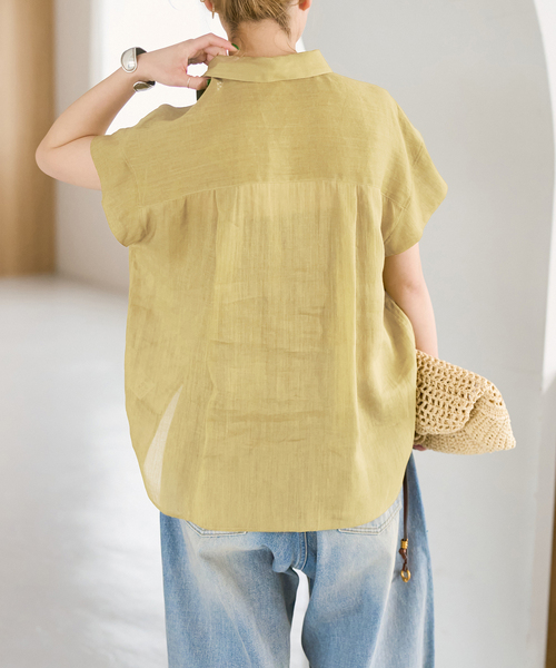 Spick & Span（スピックアンドスパン）の「《セットアップ可 / 》ラミーブレンドフレンチスリーブシャツ（シャツ/ブラウス・レディース・イエロー/ベージュ系その他/ブラウン・FREE）」の4枚目の写真