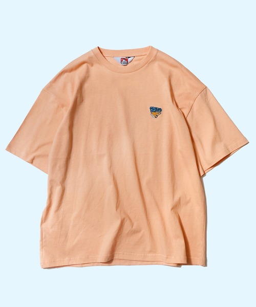 BEN DAVIS（ベンデイビス）の「【WEB限定】BEN DAVIS CAR EMBRO TEE/ベンデイビス 刺繍 Tシャツ リサイクルコットン混 ユニセックス（Tシャツ/カットソー・メンズ・ブラック/アッシュグレー/コーラル/ベージュ/ホワイト・MEDIUM/LARGE/X-LARGE）」の5枚目の写真