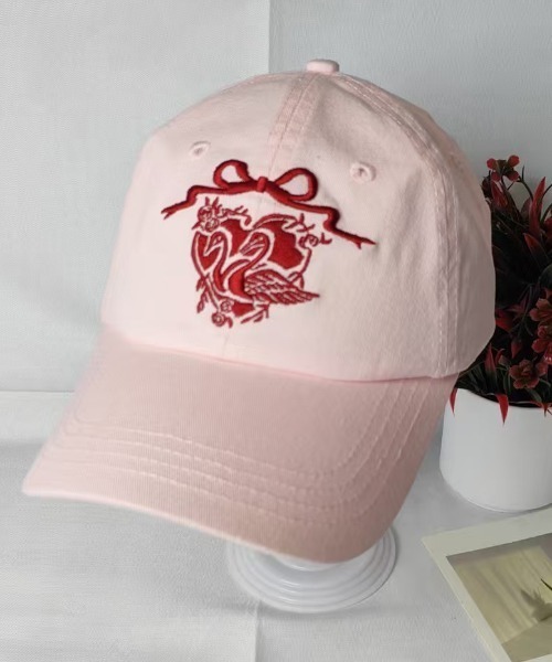 Vipoa（ヴィポア）の「Heart Swan Ribbon Cap（キャップ・レディース・ネイビー/レッド/ピンク・FREE）」の11枚目の写真