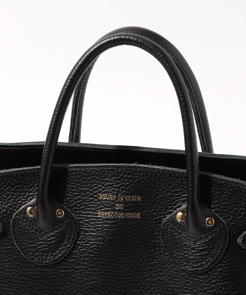 YOUNG&OLSEN The DRYGOODS STORE（ヤングアンドオルセン）の「YOUNG & OLSEN EMBOSSED LEATHER BELTED バッグ（トートバッグ・レディース・ベージュ/ブラック・FREE）」の4枚目の写真