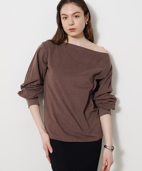 Whim Gazette(ウィムガゼット)の「ヴィンテージワンショルプルオーバー(Tシャツ/カットソー・レディース・ブラウン/ベージュ/オフホワイト・FREE)」の3枚目の写真