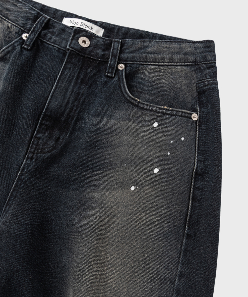 NONBLANK(ノンブランク)の「ワイドカーブデニムパンツ_INDIGO(その他パンツ・メンズ・ダークネイビー・MEDIUM/LARGE/X-LARGE)」の3枚目の写真