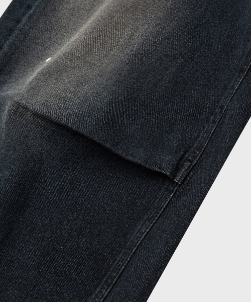 NONBLANK(ノンブランク)の「ワイドカーブデニムパンツ_INDIGO(その他パンツ・メンズ・ダークネイビー・MEDIUM/LARGE/X-LARGE)」の5枚目の写真