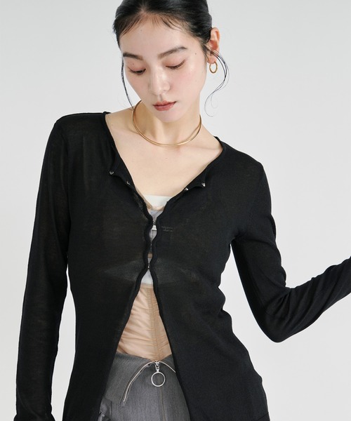 Ezick(エジック)の「【UVCUT】sheer hook cardigan シアーカーディガン(カーディガン/ボレロ・レディース・ブラック/オフホワイト・FREE)」の17枚目の写真