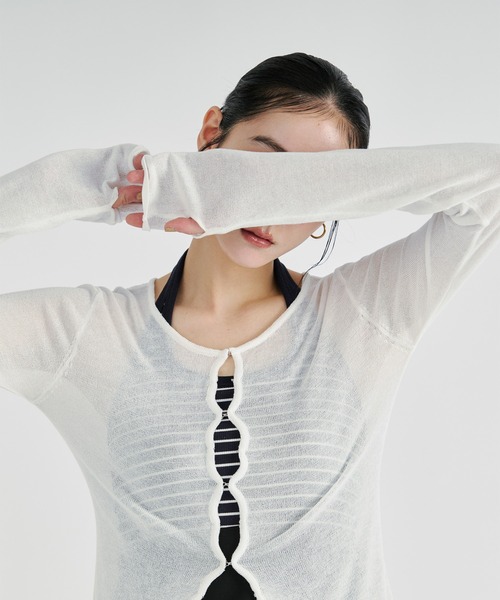 Ezick(エジック)の「【UVCUT】sheer hook cardigan シアーカーディガン(カーディガン/ボレロ・レディース・ブラック/オフホワイト・FREE)」の6枚目の写真