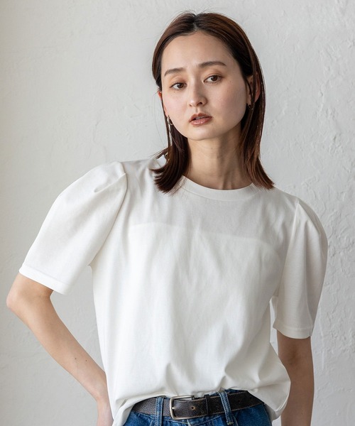 VitaFelice(ヴィータフェリーチェ)の「UVカット&接触冷感パフスリーブ半袖Tシャツ 汗染み防止加工(Tシャツ/カットソー・レディース・オフホワイト/スミクロ/グレー・FREE)」の4枚目の写真