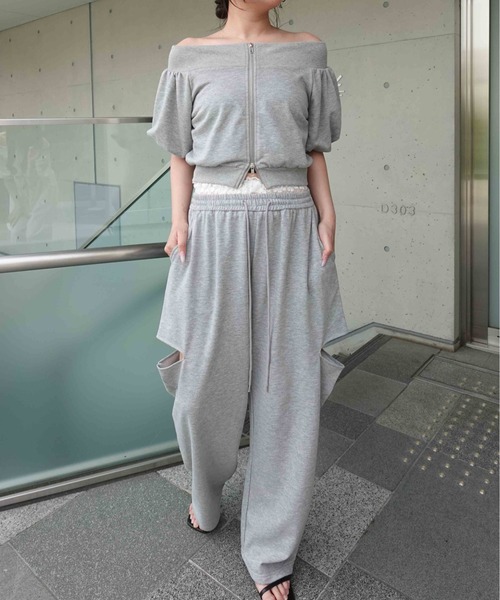 SOELA(ソエラ)の「【INGNI SOELA】レースレイヤードサイドカットスウェットパンツ/WEB限定(スウェットパンツ・レディース・グレー/ブラック/アイボリー・M)」の7枚目の写真