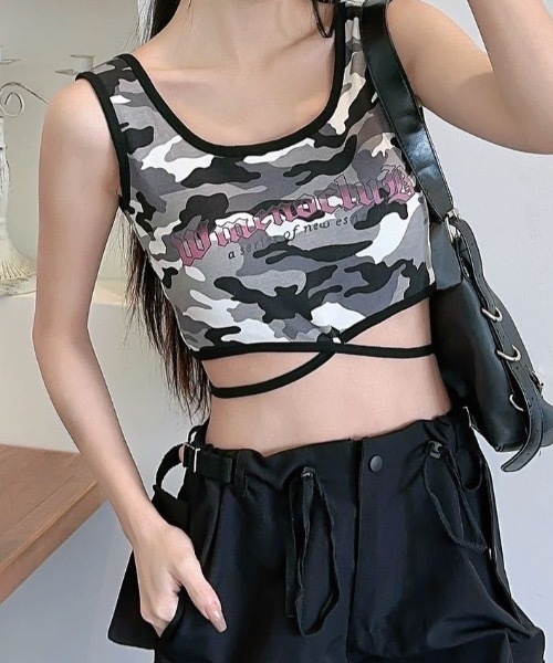 Teem Store(チームストア)の「【カップ付き】迷彩クロップド丈 タンクトップ(タンクトップ・レディース・その他3/その他1/その他/その他2・F)」の14枚目の写真