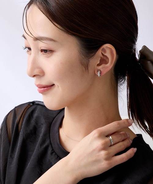 CALIN STANDARD(カリンスタンダード)の「◆金属アレルギー対応◆◆made in japan◆【痛くない】【落ちにくい】【片手で簡単】 ダイヤライン マグネットイヤリング(イヤリング・レディース・ゴールド/シルバー・FREE)」の9枚目の写真