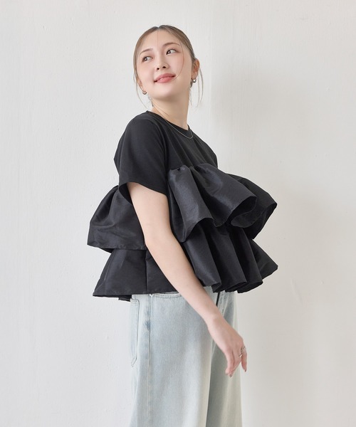 en CAnAF(エンカナフ)の「【1枚で華やぐ主役トップス】ナイロンドッキングフリルTシャツ(Tシャツ/カットソー・レディース・ブラウン/ブラック/ホワイト・フリー)」の10枚目の写真