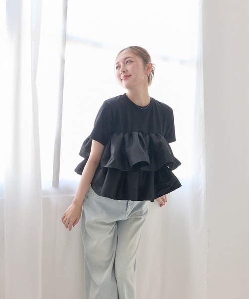 en CAnAF(エンカナフ)の「【1枚で華やぐ主役トップス】ナイロンドッキングフリルTシャツ(Tシャツ/カットソー・レディース・ブラウン/ブラック/ホワイト・フリー)」の11枚目の写真