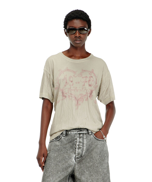 DIESEL(ディーゼル)の「ウィメンズ Tシャツ T-NORMY-AA4(Tシャツ/カットソー・レディース・ホワイト/ベージュ系その他・X-SMALL/SMALL/LARGE/MEDIUM/XX-SMALL)」の9枚目の写真