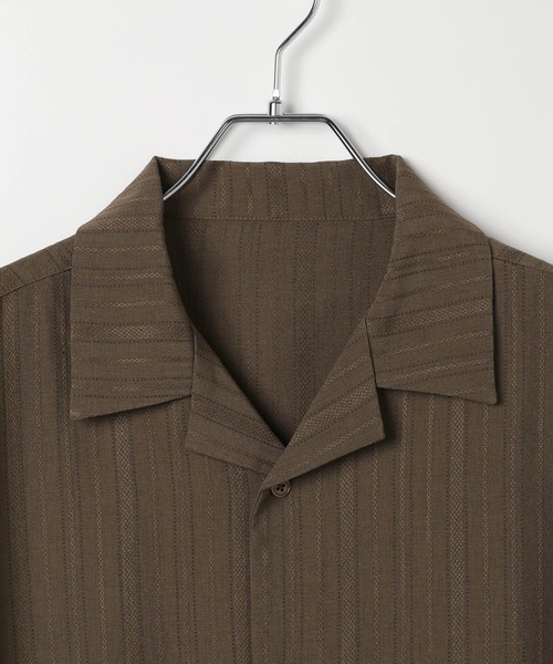 BAYFLOW(ベイフロー)の「ドビーストライプシャツ(シャツ/ブラウス・メンズ・チャコール/ブラウン・LARGE/MEDIUM)」の11枚目の写真