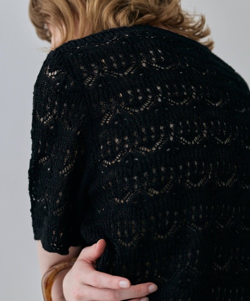 flaeu(フラユ)の「Eyelet Lace Knit Pullover(ニット/セーター・レディース・ブラック/アイボリー・FREE)」の12枚目の写真
