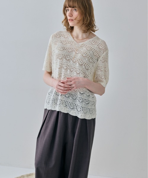 flaeu(フラユ)の「Eyelet Lace Knit Pullover(ニット/セーター・レディース・ブラック/アイボリー・FREE)」の5枚目の写真